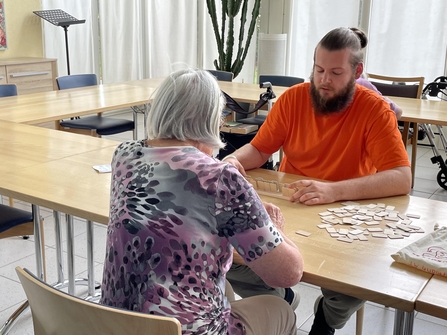 Spielnachmittag mit den Bewohnern