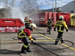 Einführungskurs Neueingeteilte der Feuerwehr mit Unterstützung des Zivilschutzes